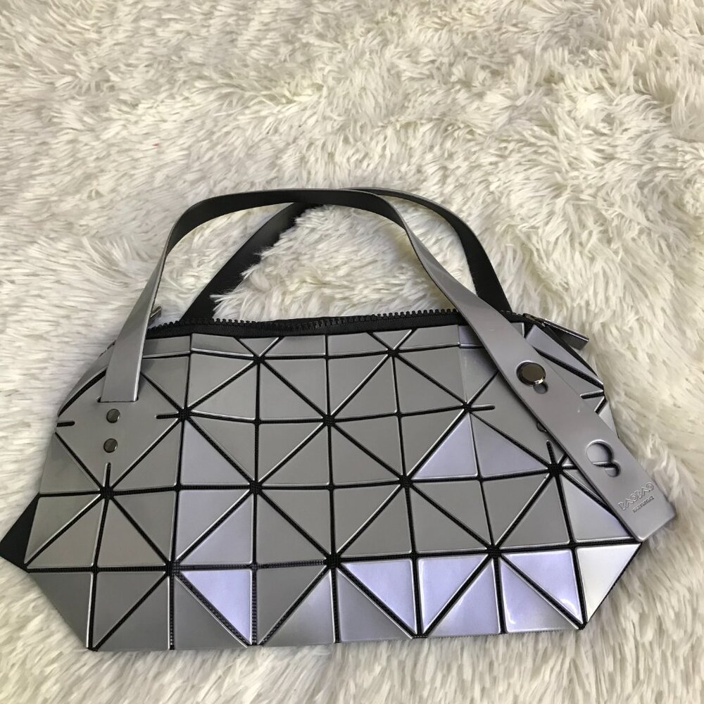 Issey Miyake Geometric Panel Tote in Silver - Picture 3 of 6